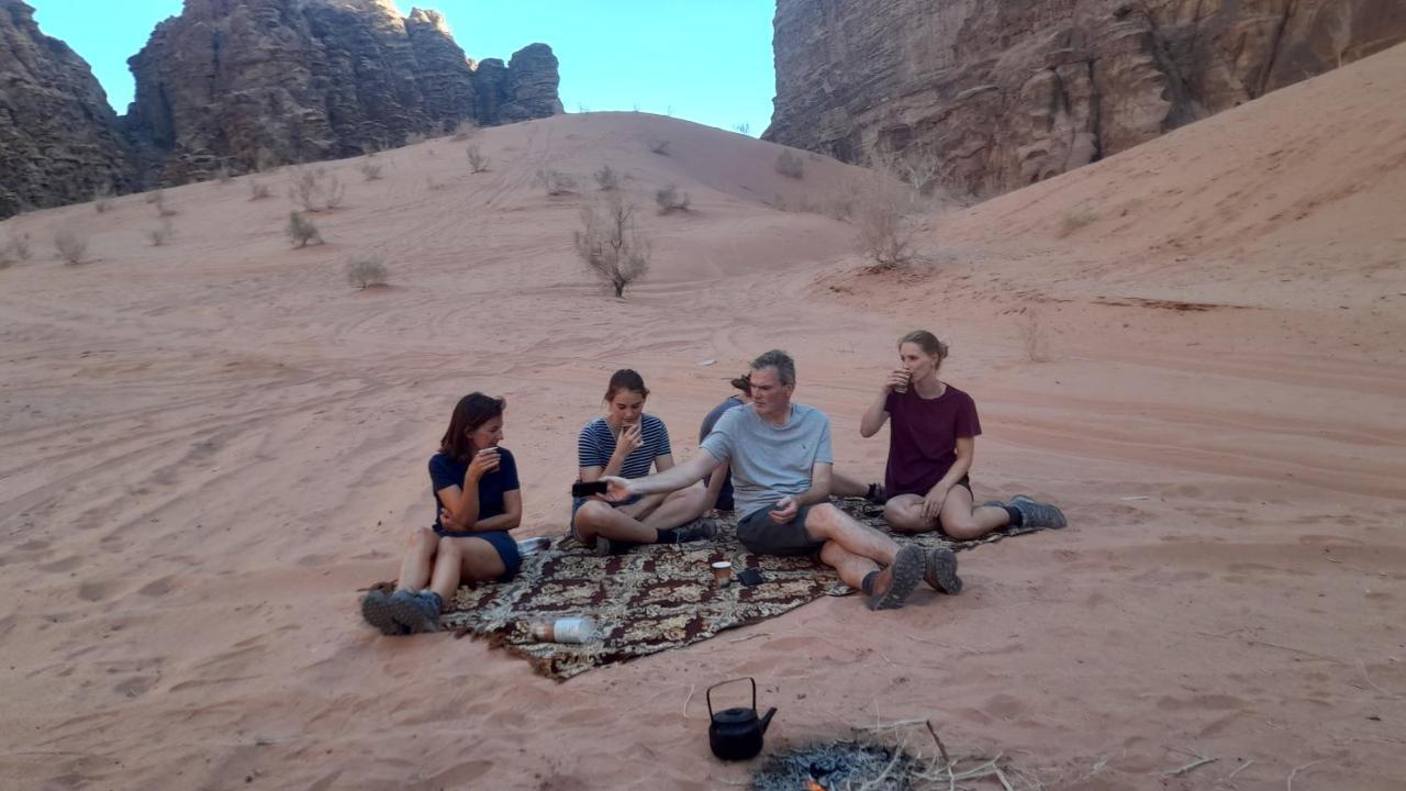 Enad desert camp Wadi Rum Exterior foto