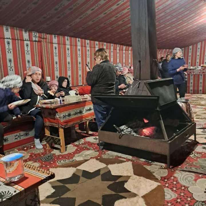 Enad desert camp Wadi Rum Exterior foto